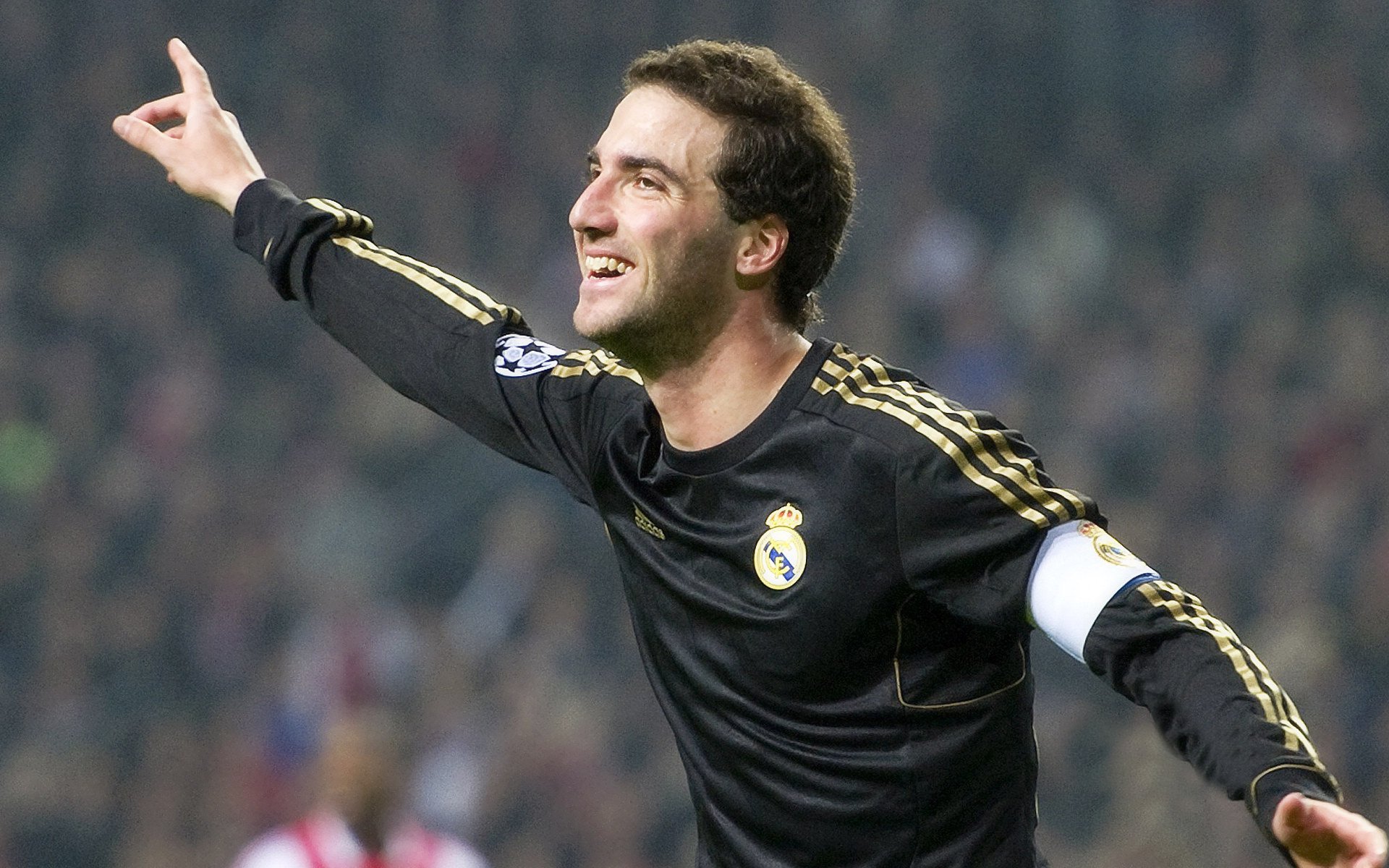 球迷自发慈善:体育公益让篮球更有温度,篮球慈善明星赛